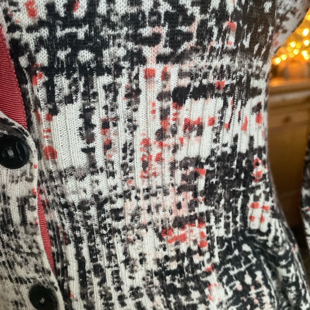 EUC NIC+ZOE reversible button down cardigan sweater-Black/coral/peach/white/gray - Picture 4 of 12